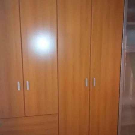 Eleni's House * 帕拉迪索
